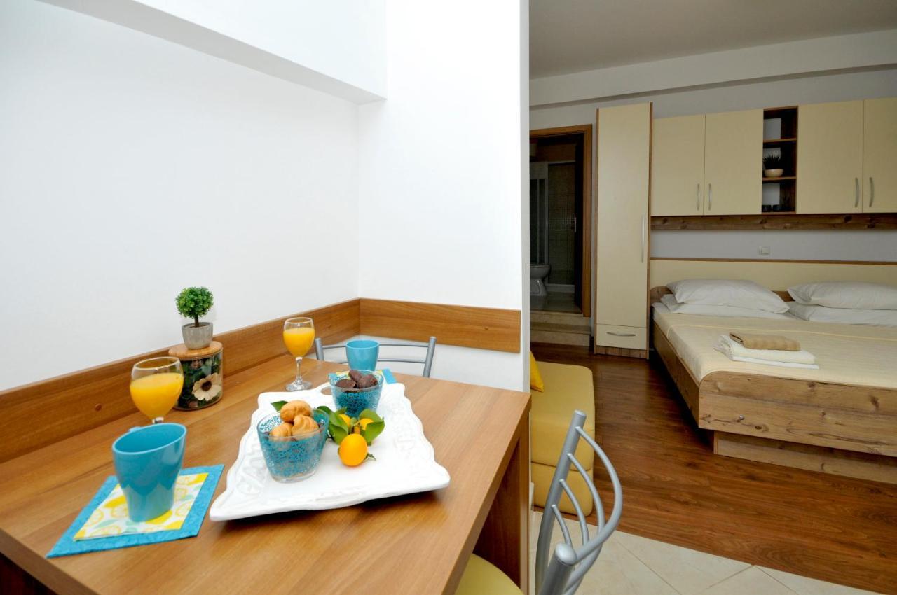 Apartments Penic 特罗吉尔 外观 照片