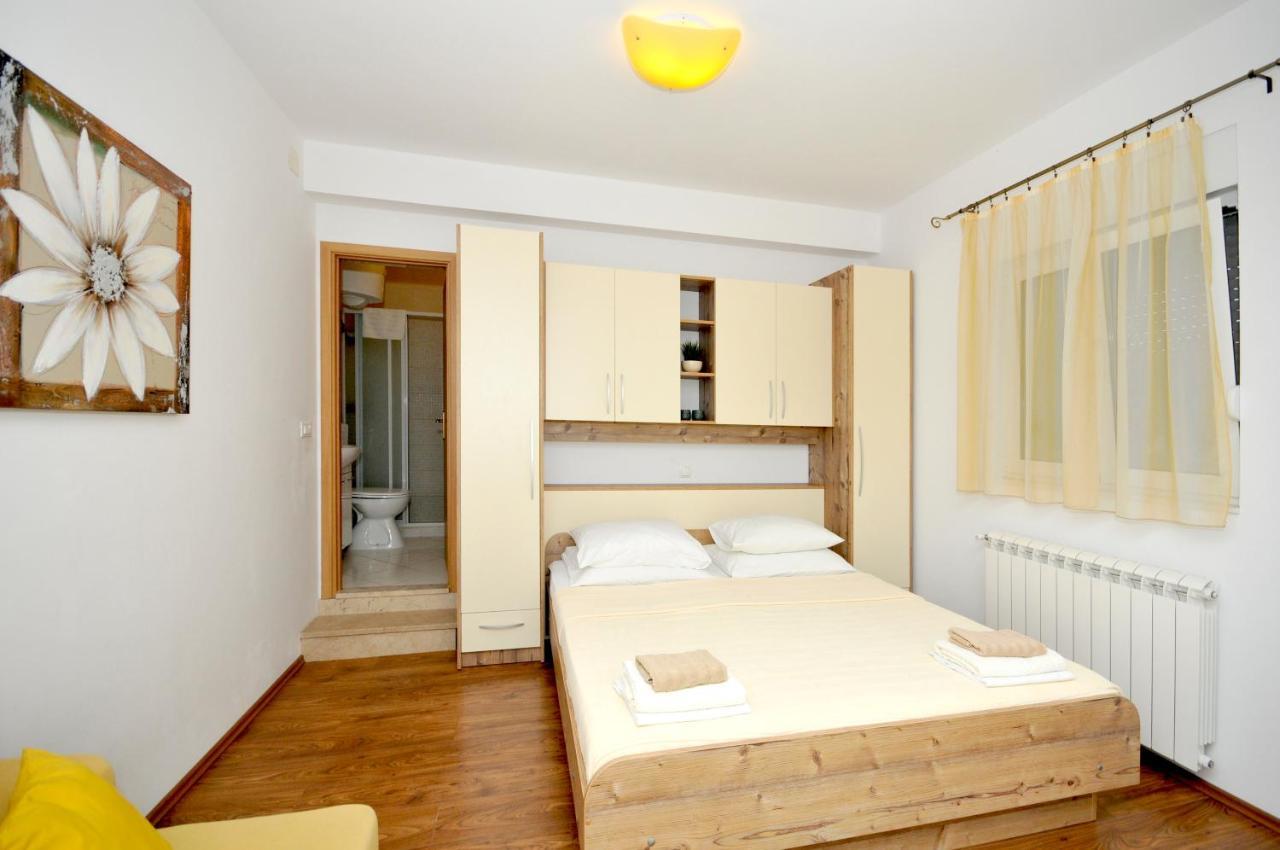 Apartments Penic 特罗吉尔 外观 照片